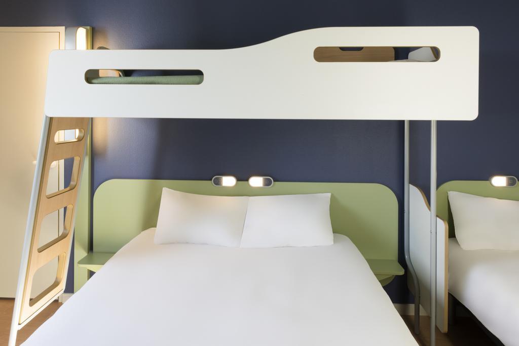 Ibis Budget Palais Des Congres Hotel 2*
